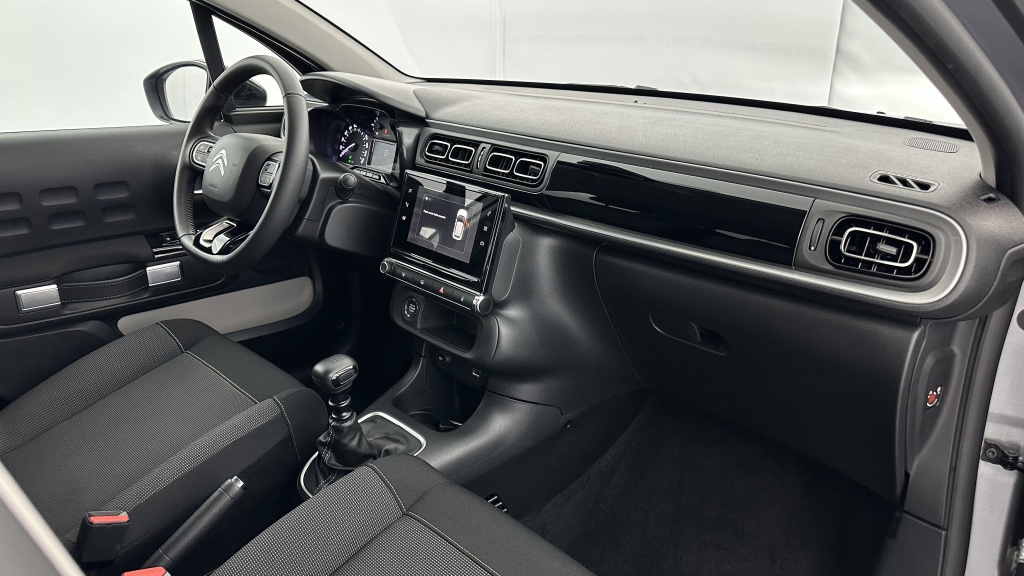 CITROEN C3 1.2 PureTech 110ch Max - ref: 8-GLI00009857 - Photo 8