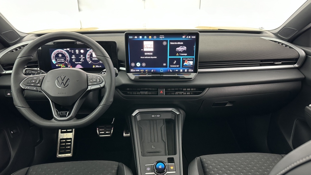 VOLKSWAGEN T-Roc 1.5 eTSI EVO2 Hybrid 150ch R-Line DSG7 - ref: 8-GLI00010008 - Photo 7