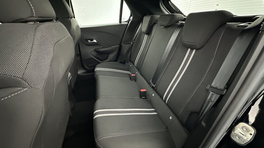 OPEL Corsa 1.2 Turbo 100ch GS BVA8 - ref: 8-GLI00010125 - Photo 9