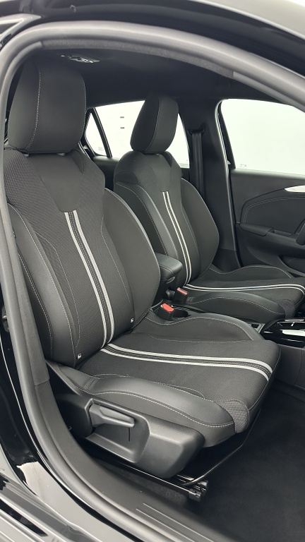 OPEL Corsa 1.2 Turbo 100ch GS BVA8 - ref: 8-GLI00010128 - Photo 17