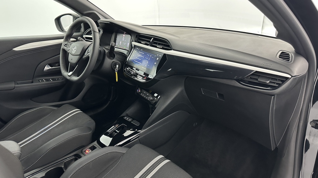 OPEL Corsa 1.2 Turbo 100ch GS BVA8 - ref: 8-GLI00010128 - Photo 8