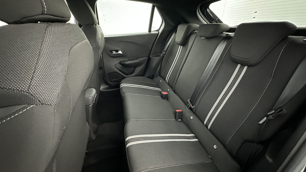 OPEL Corsa 1.2 Turbo 100ch GS BVA8 - ref: 8-GLI00010134 - Photo 9