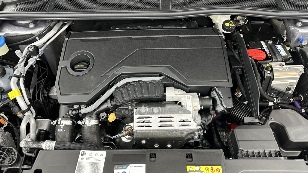 PEUGEOT 308 III(2) 1.2 Hybrid 145ch GT e-DCS6 - ref: 8-GLI00010344 - Photo 11