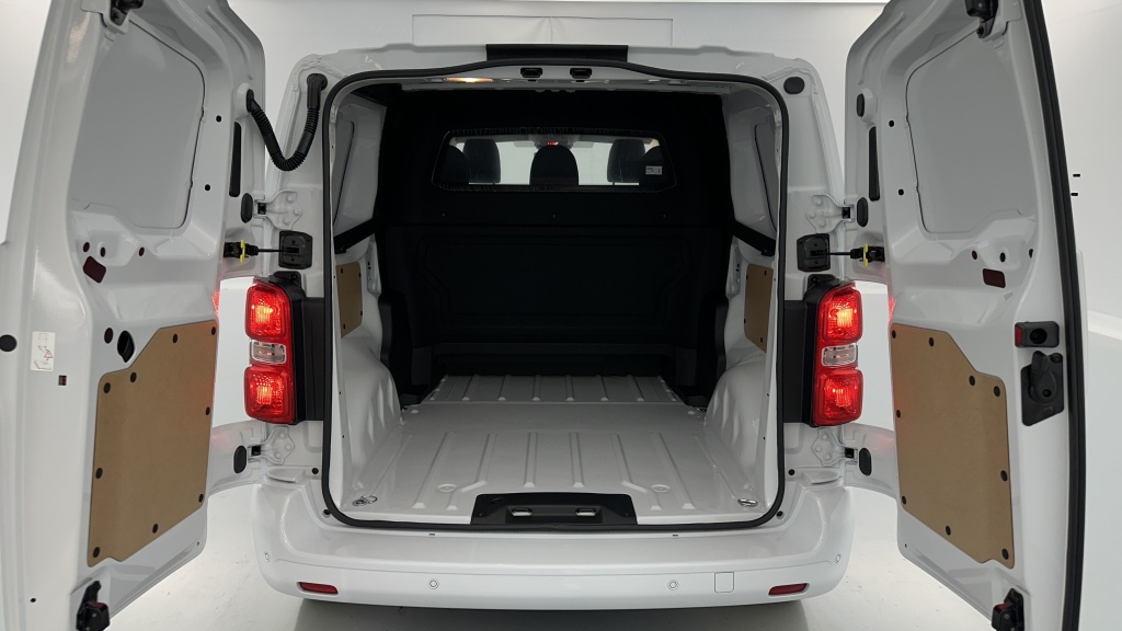 FIAT Scudo Cabine Approfondie M 2.0 BlueHDi 180ch Pack Premium Connect EAT8 - ref: 8-GLI00010467 - Photo 9