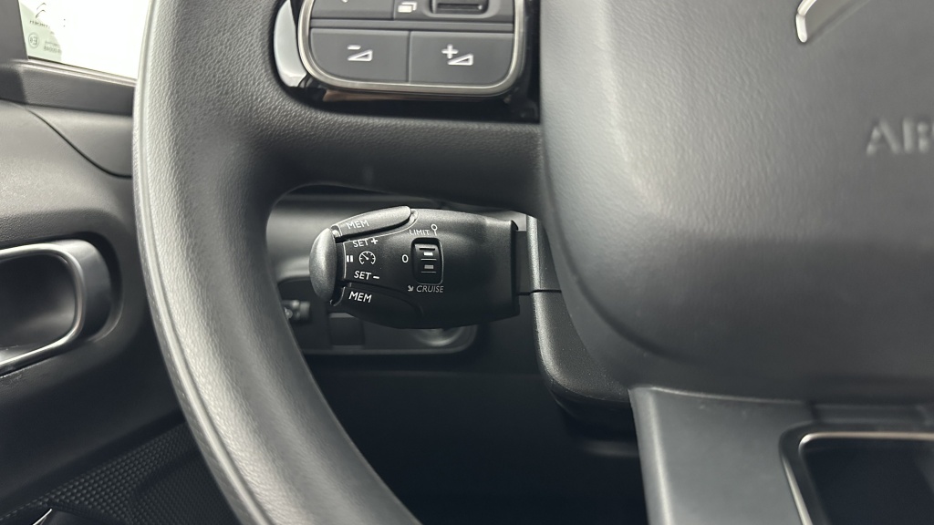 CITROEN C3 III 1.2 PureTech 83ch Shine - ref: 8-GLI00010904 - Photo 18