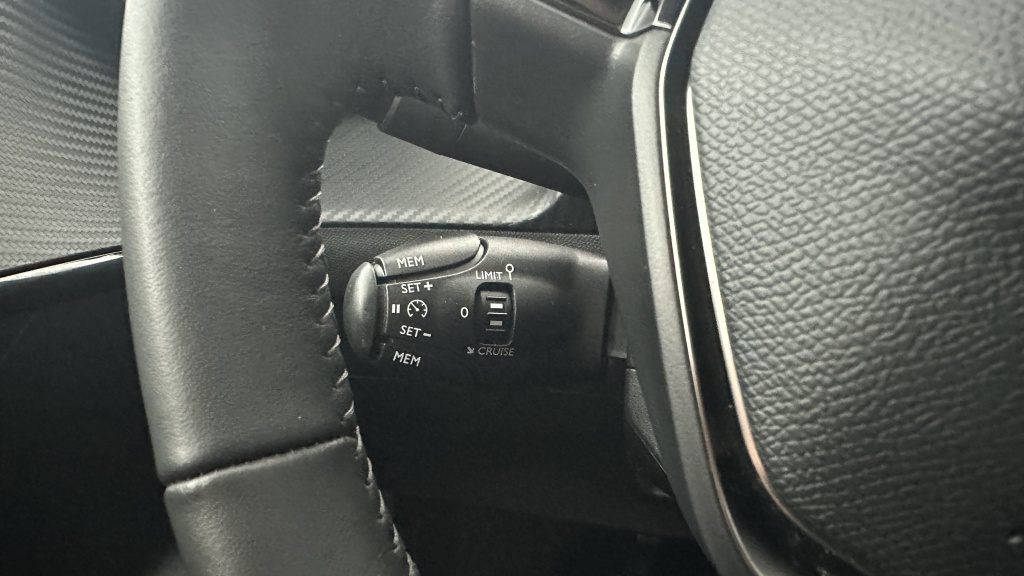 PEUGEOT 208 II 1.2 PureTech 75ch Active - ref: 8-GLI00011019 - Photo 18