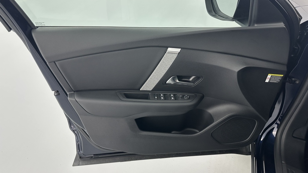 CITROEN C4 III 1.2 Hybride 136ch MAX e-DCS6  - ref: 8-GLI00011077 - Photo 12