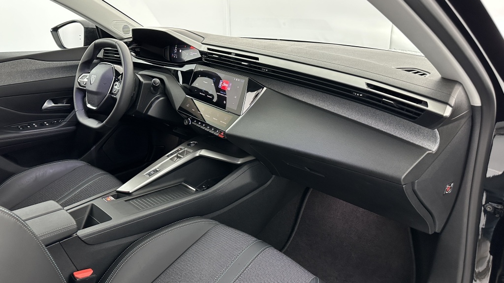 PEUGEOT 308 1.5 BlueHDi 130ch Allure EAT8 - ref: 8-GLI00011392 - Photo 8