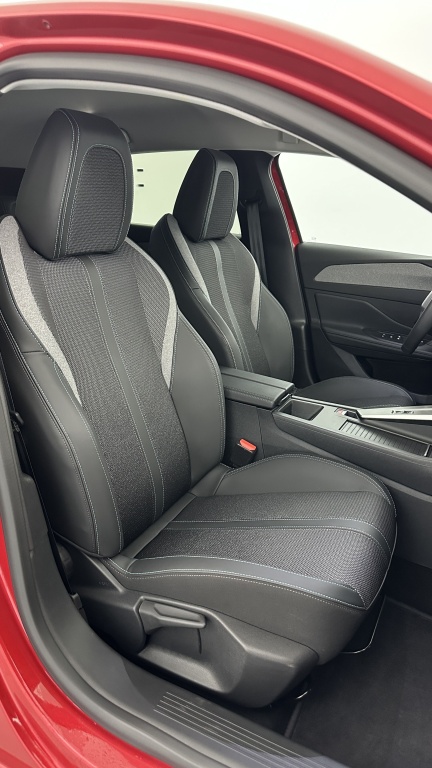 PEUGEOT 308 1.5 BlueHDi 130ch Allure EAT8 - ref: 8-GLI00011394 - Photo 17