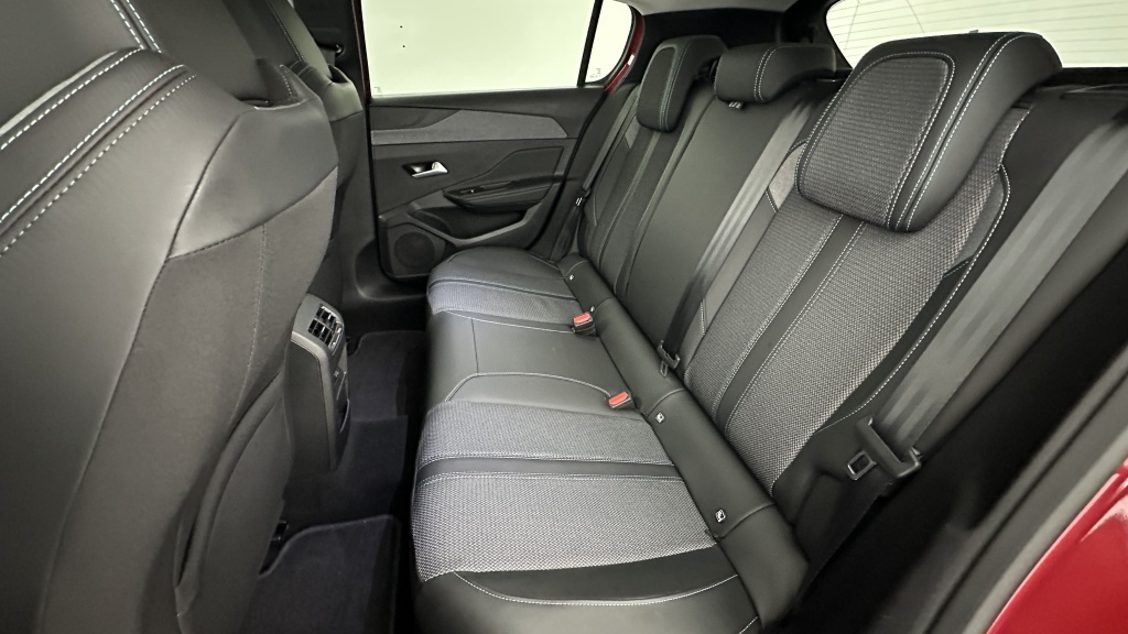 PEUGEOT 308 1.5 BlueHDi 130ch Allure EAT8 - ref: 8-GLI00011394 - Photo 9