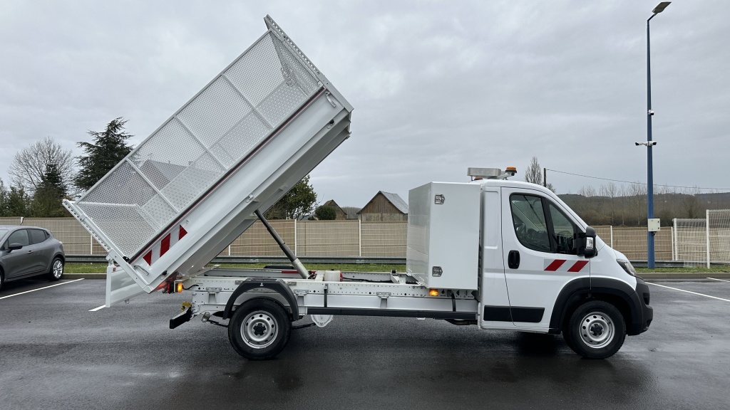 FIAT Ducato Benne Coffre 3.5 L 2.2 H3-Power 140ch Maxi Benne Acier + Coffre JPM - ref: 8-GLI00011602 - Photo 13