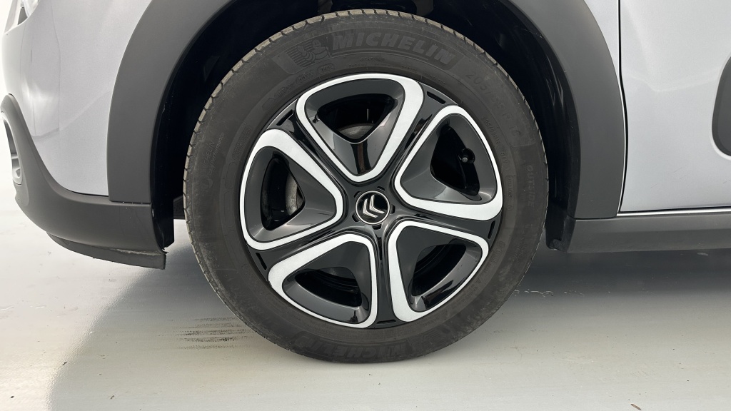 CITROEN C3 1.2 PureTech 83ch Plus - ref: 8-GLI00011684 - Photo 12