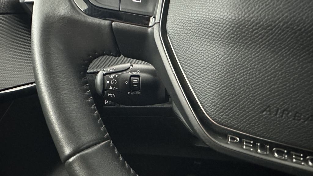 PEUGEOT 208 II 1.2 PureTech 75ch Active Pack - ref: 8-GLI00012112 - Photo 19