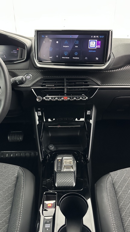 PEUGEOT 2008 II 1.2 Hybrid 145ch Allure e-DCS6 - ref: 8-GLI00012407 - Photo 16