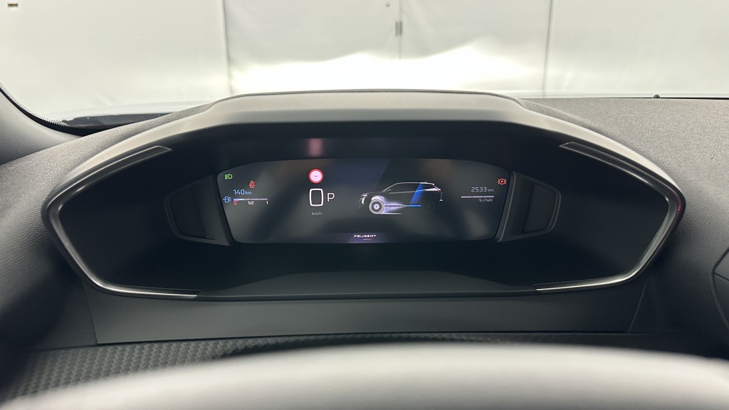 PEUGEOT 2008 II 1.2 Hybrid 145ch Allure e-DCS6 - ref: 8-GLI00012417 - Photo 15