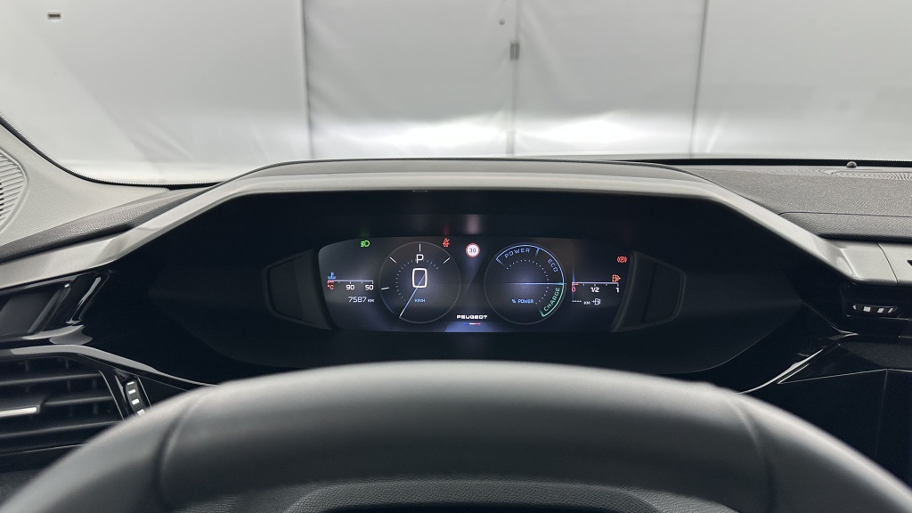 PEUGEOT 308 SW 1.2 Hybrid 145ch Allure e-DCS6 - ref: 8-GLI00012452 - Photo 15