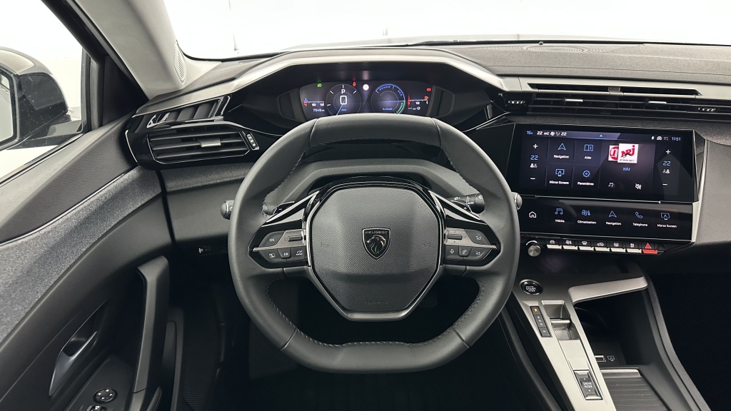 PEUGEOT 308 SW 1.2 Hybrid 145ch Allure e-DCS6 - ref: 8-GLI00012453 - Photo 14