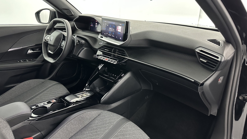 PEUGEOT 2008 II 1.2 Hybrid 145ch Allure e-DCS6 - ref: 8-GLI00012462 - Photo 8