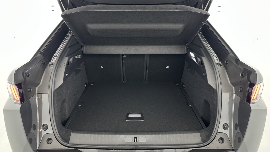 PEUGEOT 3008 1.2 Hybrid 145ch Allure e-DCS6 - ref: 8-GLI00012575 - Photo 10