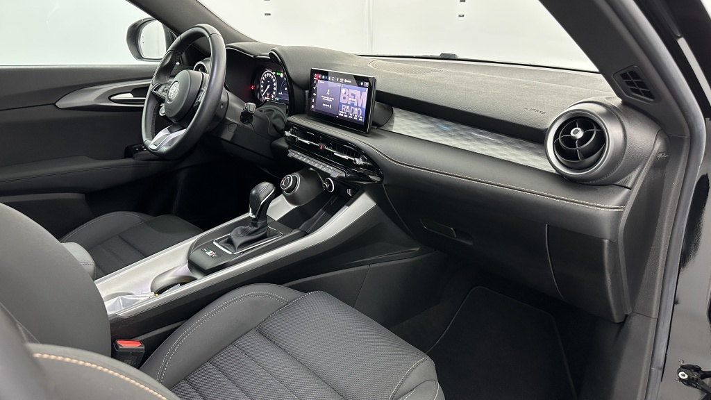 ALFA ROMEO Tonale 1.3 Hybride Rechargeable PHEV 280ch AT6 Ti - ref: 8-GLI00012646 - Photo 8