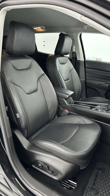 JEEP Compass II 1.3 Turbo T4 240ch PHEV 4xe S AT6 eAWD - ref: 8-GLI00015698 - Photo 18