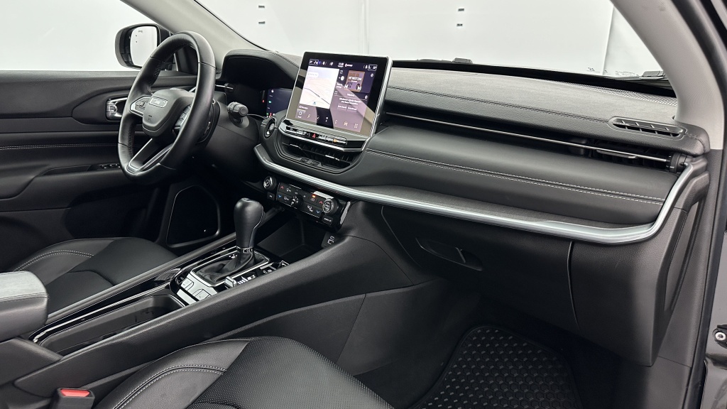 JEEP Compass II 1.3 Turbo T4 240ch PHEV 4xe S AT6 eAWD - ref: 8-GLI00015698 - Photo 8