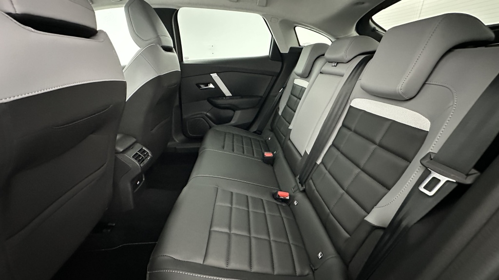 CITROEN C4 1.2 Hybride 136ch Max e-DCS6 - ref: 8-GLI00017393 - Photo 9