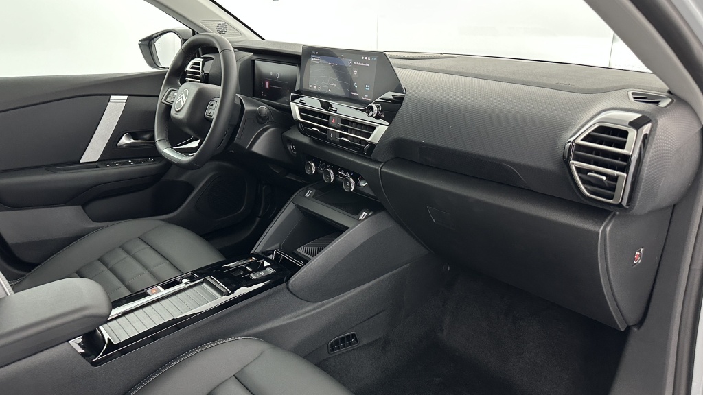 CITROEN C4 1.2 Hybride 145ch Max e-DCS6 - ref: 8-GLI00018729 - Photo 8