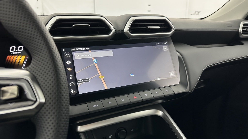 MG ZS 1.5L Hybrid+ 197ch Luxury - ref: 8-GLI00019897 - Photo 19