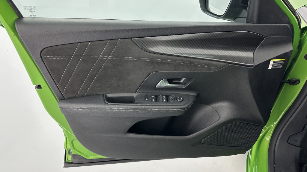 OPEL Mokka 1.2 Turbo 130ch Ultimate BVA8 - ref: 8-GLI00020034 - Photo 12