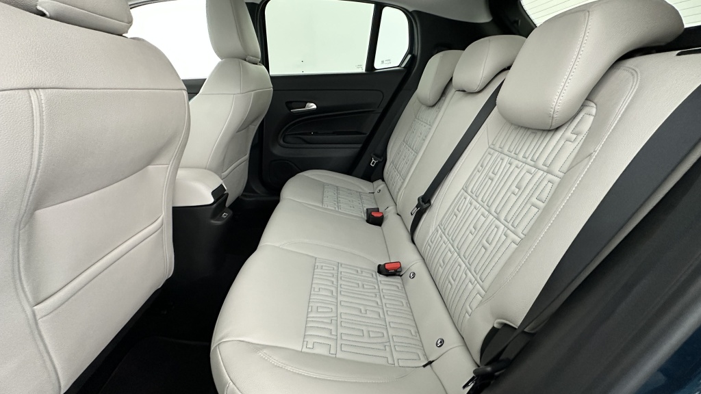 FIAT 600 1.2 Hybrid 100ch La Prima DCT6 - ref: 8-GLI00023108 - Photo 9