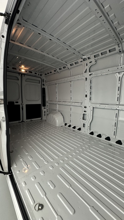 PEUGEOT Boxer L3H2 3.5 Maxi 2.2 BlueHDi 180ch BVA8 - ref: 8-GLI00023512 - Photo 8