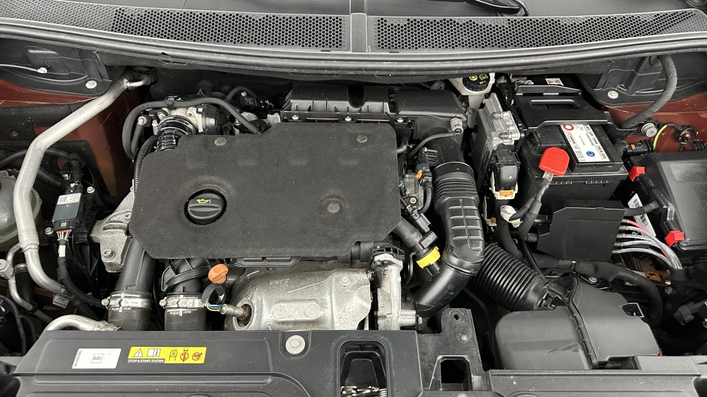 PEUGEOT 3008 II 1.5 BlueHDi 130ch Allure EAT8 - ref: 8-GLI00023783 - Photo 11