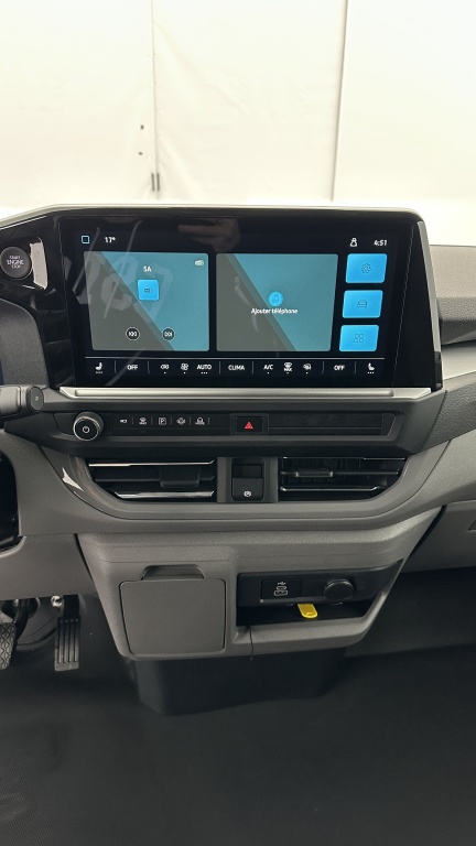 VOLKSWAGEN Transporter Procab T7 L1H1 2.0 TDI 170ch Business BVA8 - ref: 8-GLI00024030 - Photo 12