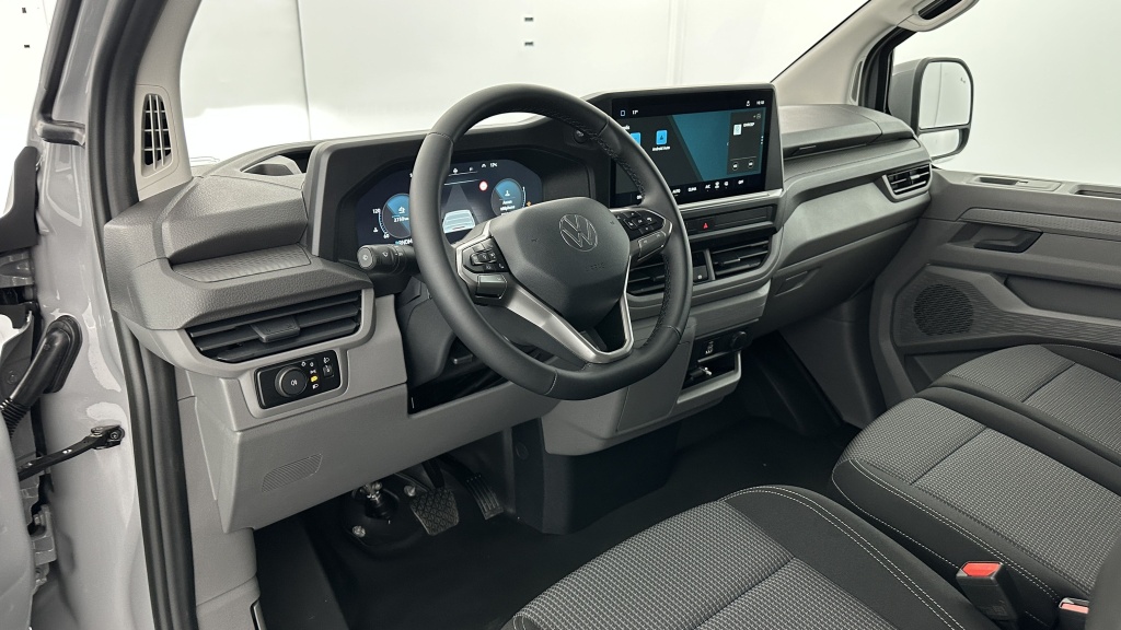 VOLKSWAGEN Transporter T7 L1H1 2.0 TDI 150ch Business BVA8 - ref: 8-GLI00024049 - Photo 6