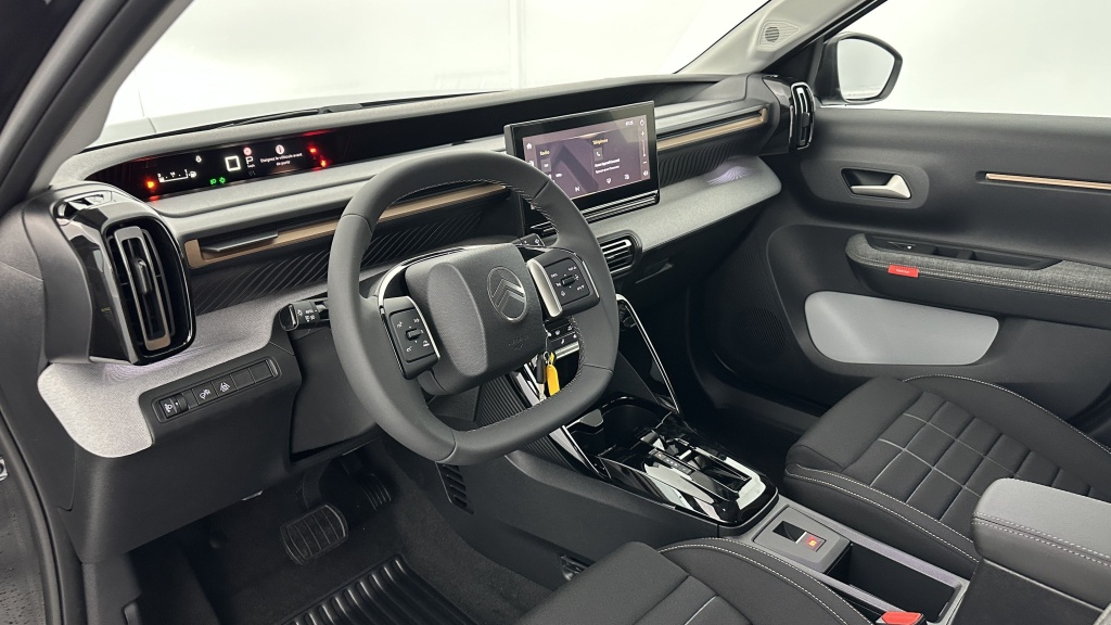 CITROEN C3 Aircross 1.2 Hybride 145ch Plus e-DCS6 - ref: 8-GLI00025850 - Photo 6