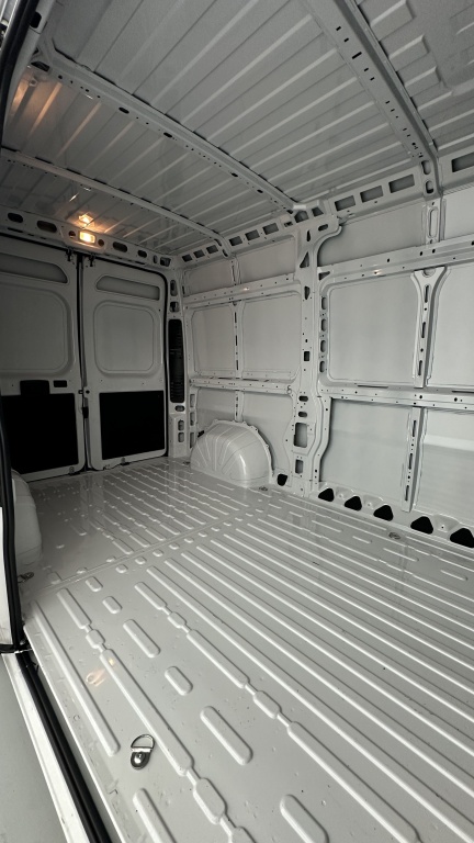 PEUGEOT Boxer L2H2 3.3 2.2 BlueHDi 140ch - ref: 8-GLI00027191 - Photo 8