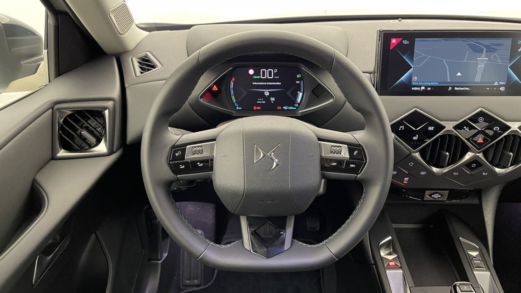 DS DS3 Crossback E-Tense Rivoli 136ch - ref: 8-GLI00236775 - Photo 14