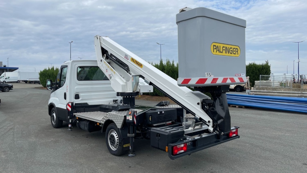 IVECO Daily 35S14H 3750 2.3 136ch Nacelle Smart P170 TXE E - ref: 8-GLI00238670 - Photo 5