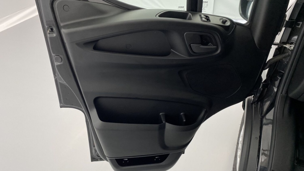 IVECO Daily 35S16A8 4100 2.3 156ch 16m³ Hi-Matic - ref: 8-GLI00259391 - Photo 11