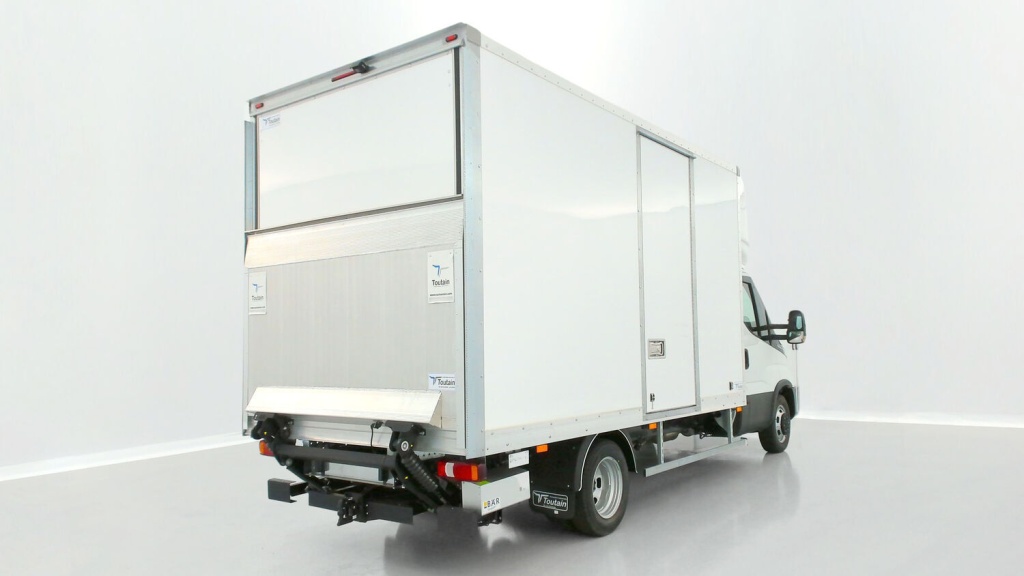 IVECO Daily III 35C18HA8 4100 3.0 180ch Caisse 20m³ Toutain - ref: 8-GLI00271711 - Photo 17