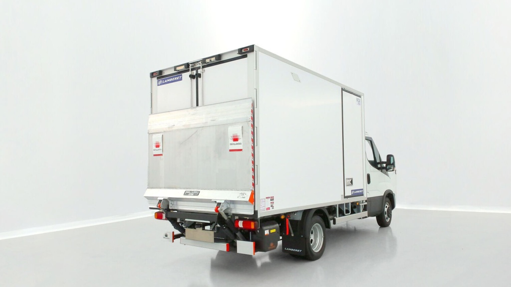 IVECO Daily III 35C16H 3450 3.0 160ch Frigo Lamberet - ref: 8-GLI00271721 - Photo 18