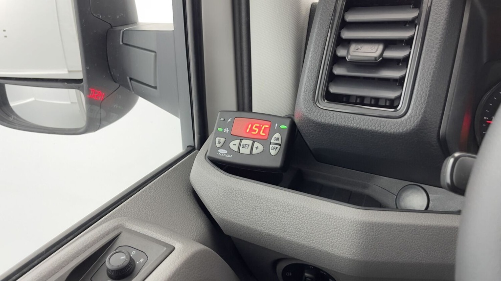 VOLKSWAGEN Crafter Chassis Cabine 35 L3 RJ 2.0 TDI 163ch Business BVA Frigo Lamberet - ref: 8-GLI00274408 - Photo 12