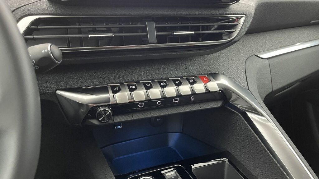 PEUGEOT 5008 III 1.5 BlueHDi 130ch Allure Pack EAT8 - ref: 8-GLI00277997 - Photo 20