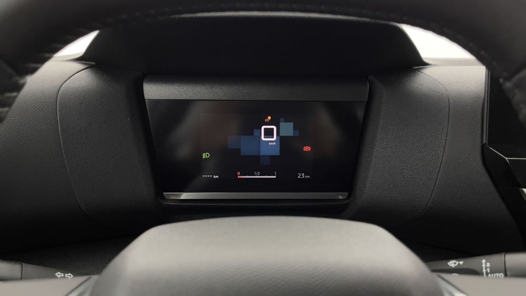 CITROEN C4 III 1.2 PureTech 130ch Plus - ref: 8-GLI00281033 - Photo 15