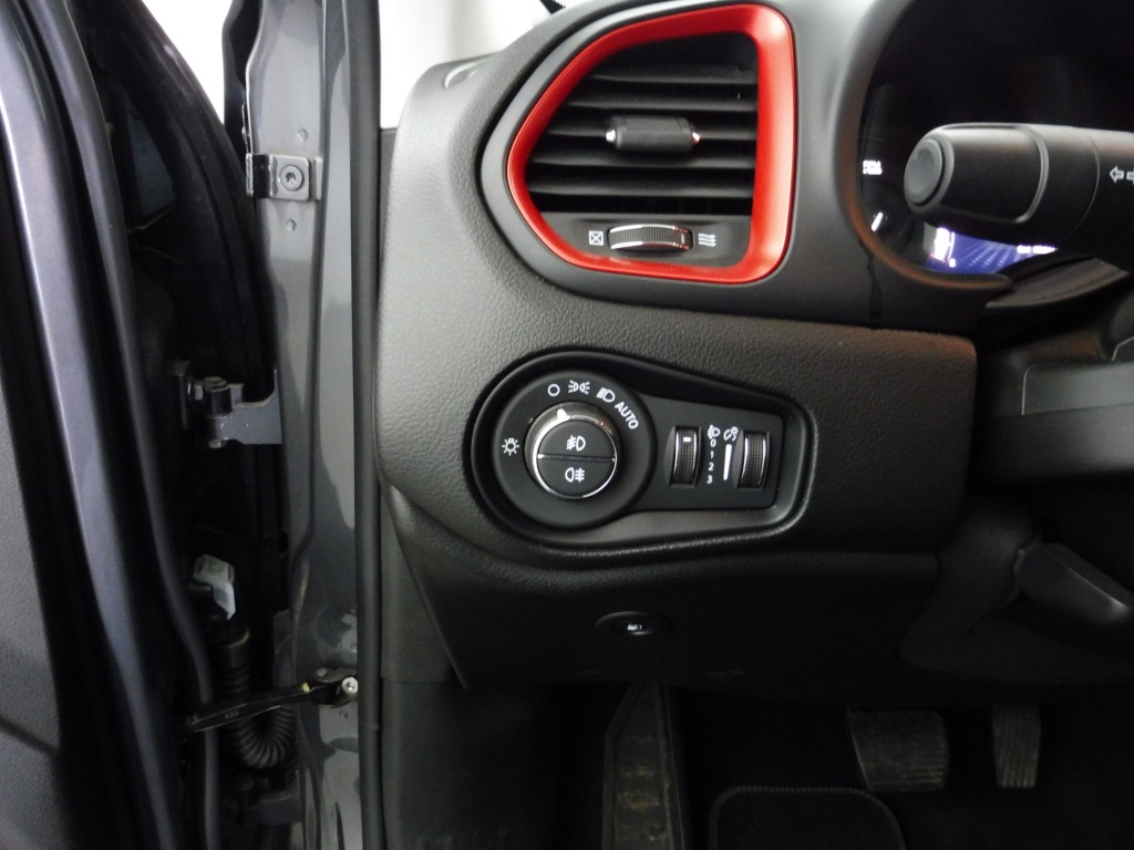 JEEP RENEGADE 1.3 TURBO 240CH PHEV 4XE TRAILHAWK BVA6 - ref: 69663 - Photo 8