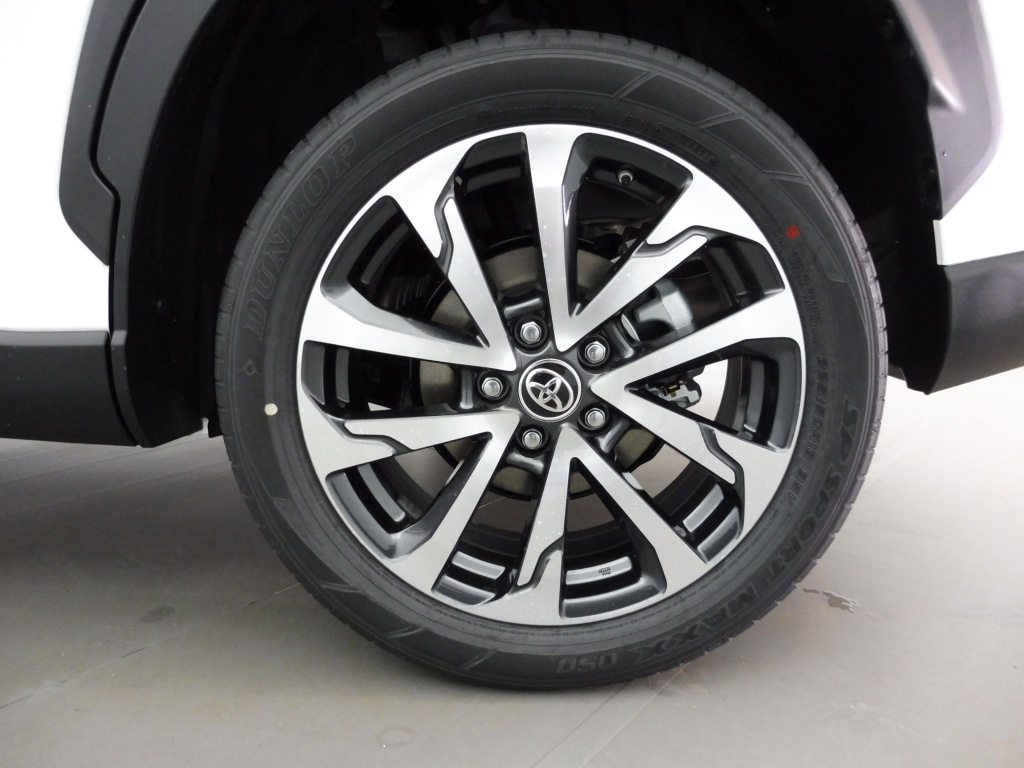 TOYOTA COROLLA CROSS ACTIVE DRIVE 1.8 VVTI HYBRID 140 - ref: 69809 - Photo 11