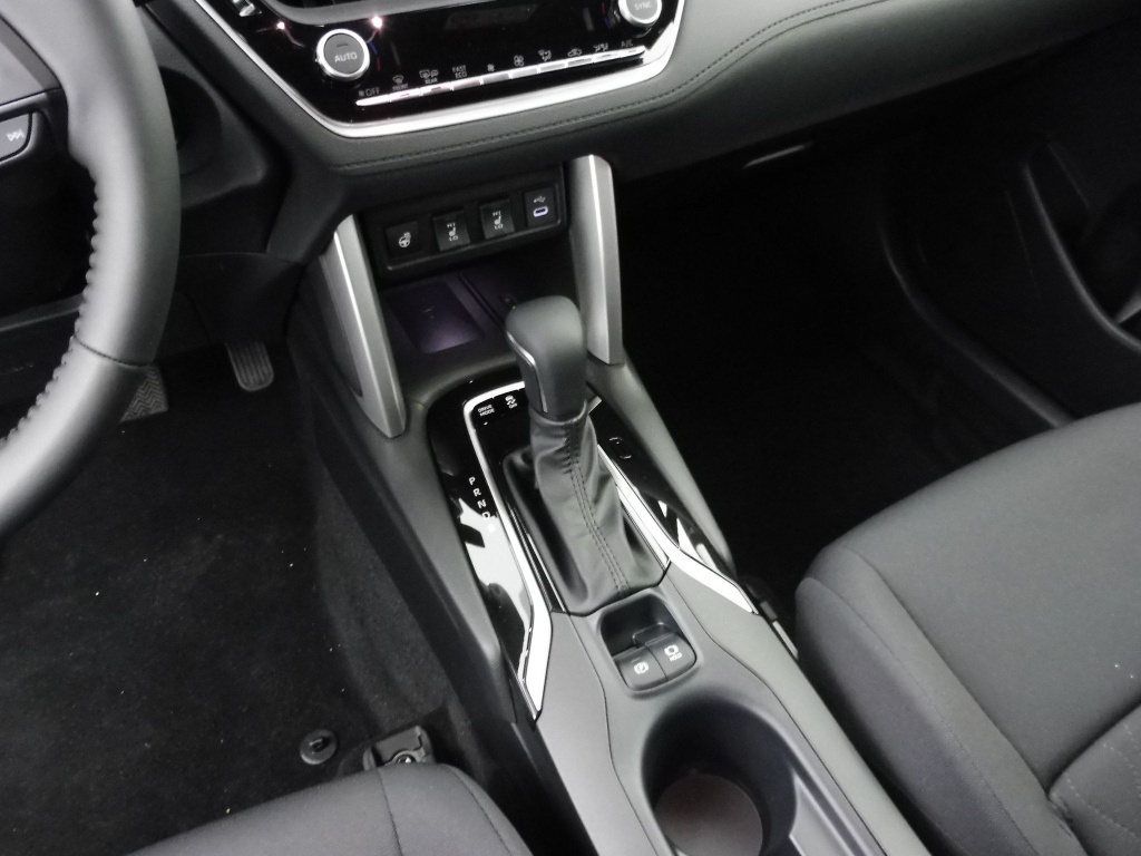 TOYOTA COROLLA CROSS ACTIVE DRIVE 1.8 VVTI HYBRID 140 - ref: 69809 - Photo 13
