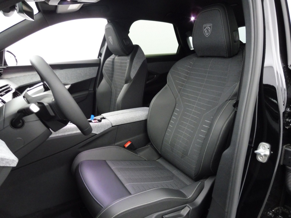 PEUGEOT 3008 1.2 HYBRID 136CH GT E-DCS6 - ref: 69974 - Photo 14