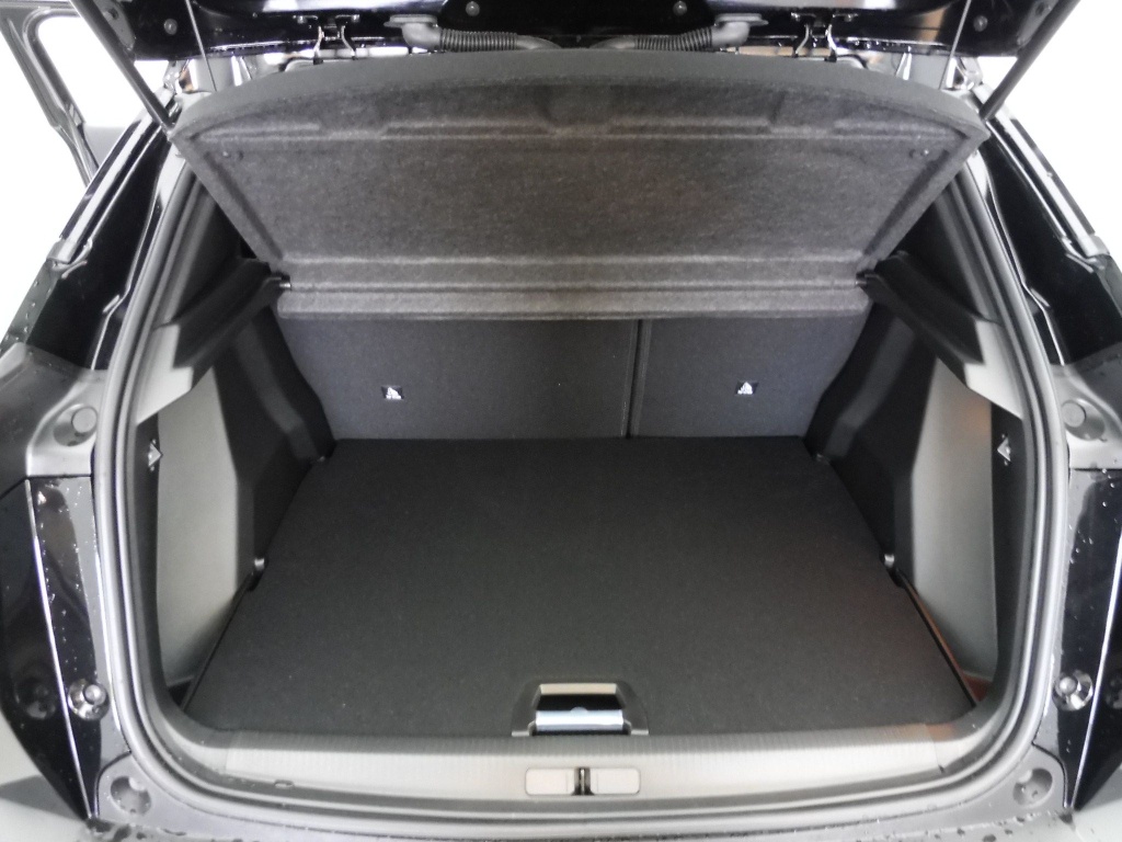 PEUGEOT 2008 1.2 HYBRID 145CH GT E-DCS6 - ref: 70206 - Photo 11